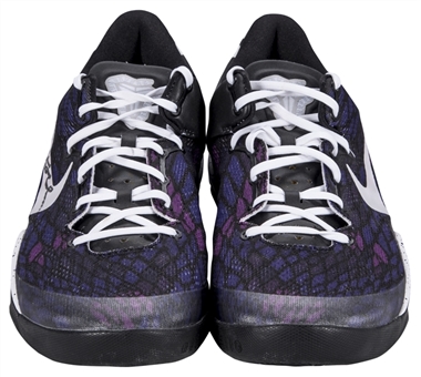 2012-13 Kobe Bryant Game Used and Signed Nike Zoom Kobe 8 Sneakers Worn on 03/12/13 Vs. Orlando (D.C Sports & Panini)